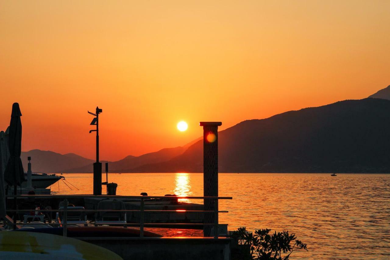 Apartments Tramonto Tivat Exterior foto