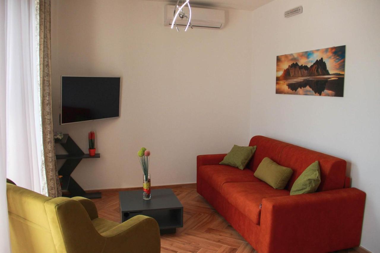 Apartments Tramonto Tivat Exterior foto